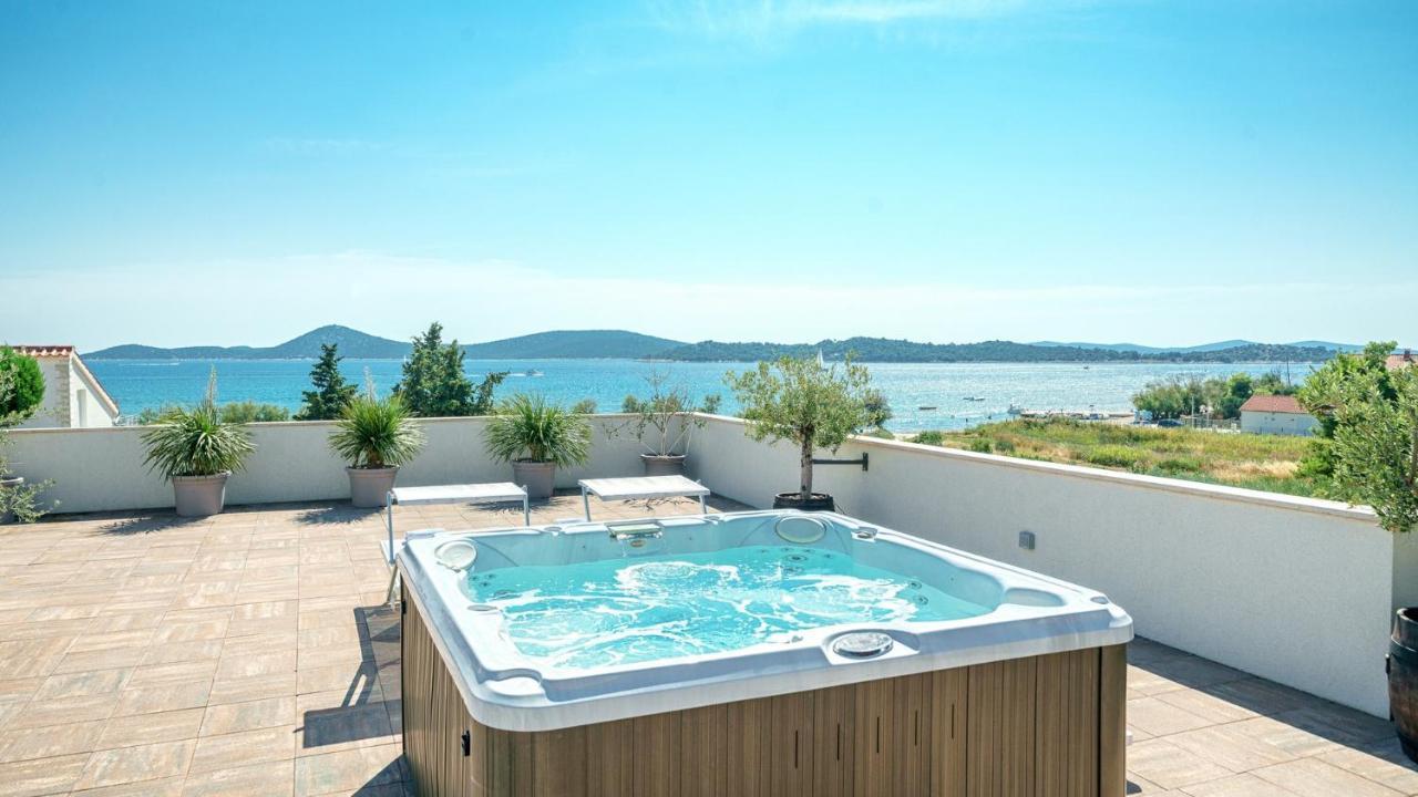 Apartments Luka Водице Екстер'єр фото