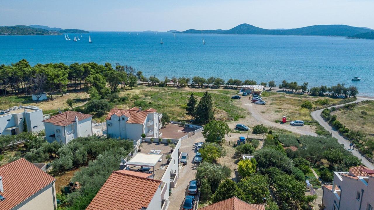Apartments Luka Водице Екстер'єр фото