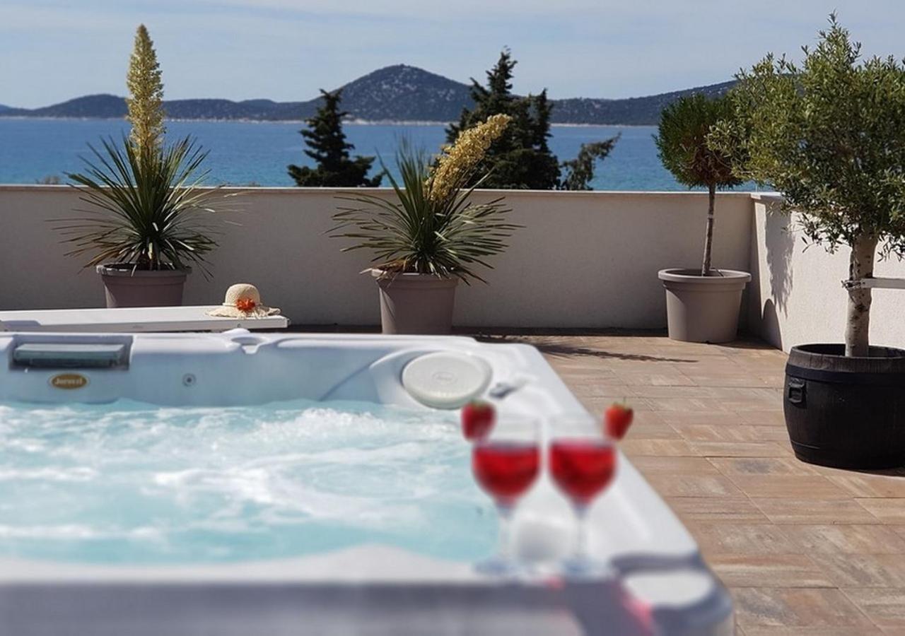 Apartments Luka Водице Екстер'єр фото