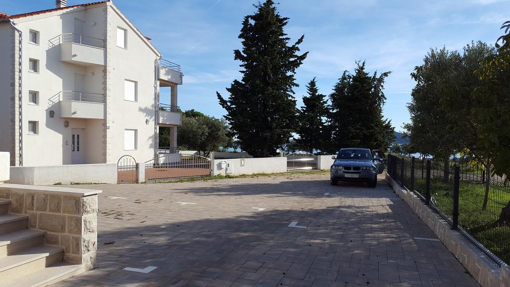 Apartments Luka Водице Екстер'єр фото